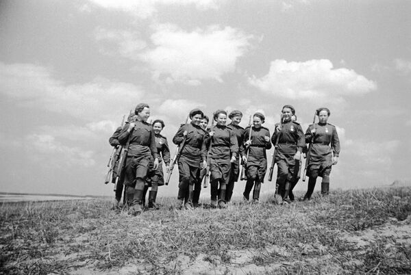 Девушки-снайперы. 2-й Белорусский фронт. Белоруссия