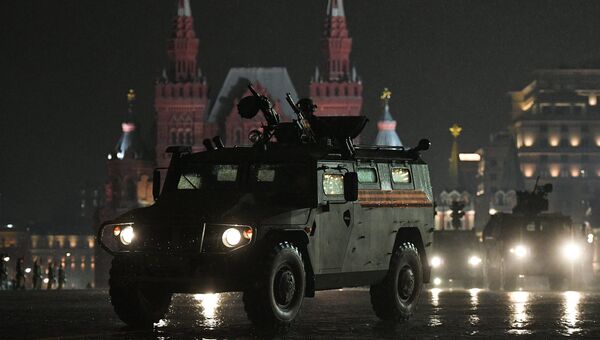 Бронеавтомобиль Тигр-М на репетиции парада Победы на Красной площади