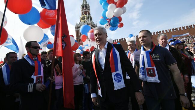 Первомайская демонстрация трудящихся на Красной площади