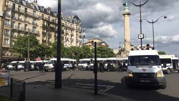 Автомобили полиции в Париже