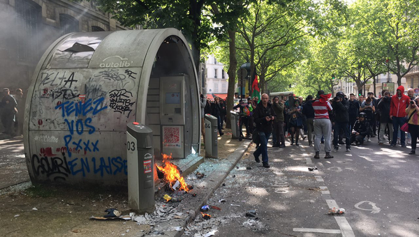 Беспорядки в Париже 1 мая