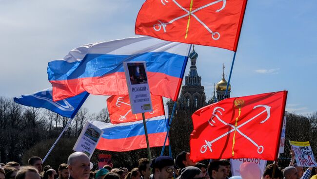 Акция против передачи Исаакиевского собора в Санкт-Петербурге