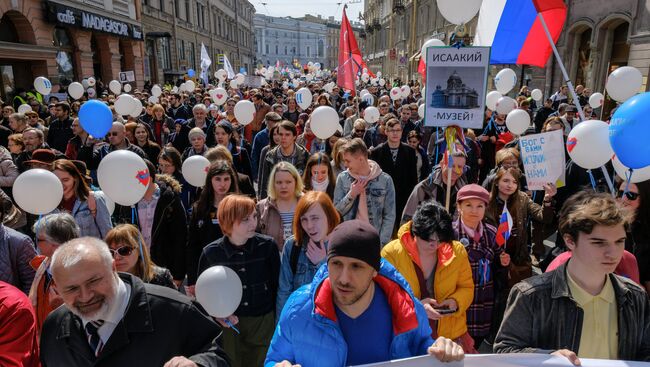 Акция против передачи Исаакиевского собора в Санкт-Петербурге