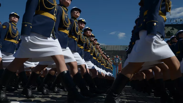 Военнослужащие на генеральной репетиции военного парада в Москве, посвящённого 72-й годовщине Победы в Великой Отечественной войне