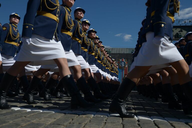 Военнослужащие на генеральной репетиции военного парада в Москве, посвящённого 72-й годовщине Победы в Великой Отечественной войне