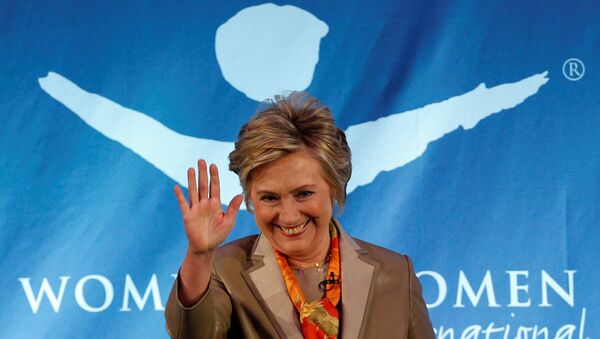 Американский политик, член Демократической партии Хиллари Клинтон в Нью-Йорке. 2 мая 2017 года