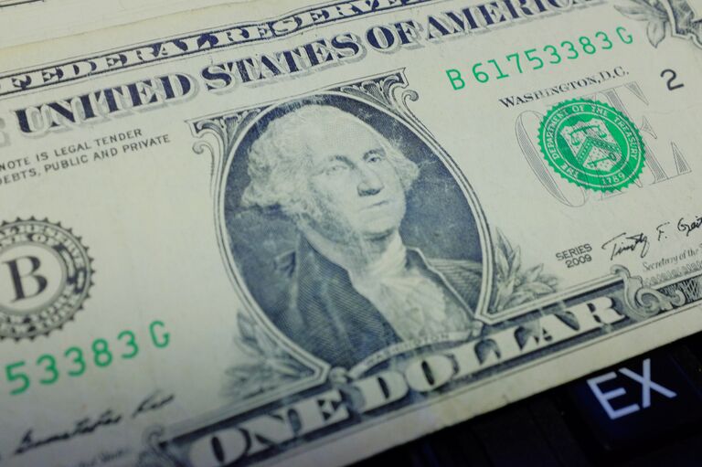 Доллары США