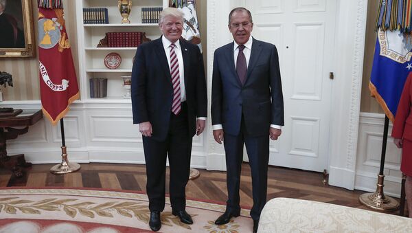 Встреча министра иностранных дел России Сергея Лаврова и президента США Дональда Трампа. Архивное фото