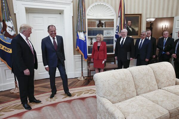 Встреча министра иностранных дел России Сергея Лаврова и президента США Дональда Трампа в Вашингтоне. 10 мая 2017 Встреча министра иностранных дел России Сергея Лаврова и президента США Дональда Трампа в Вашингтоне. 10 мая 2017