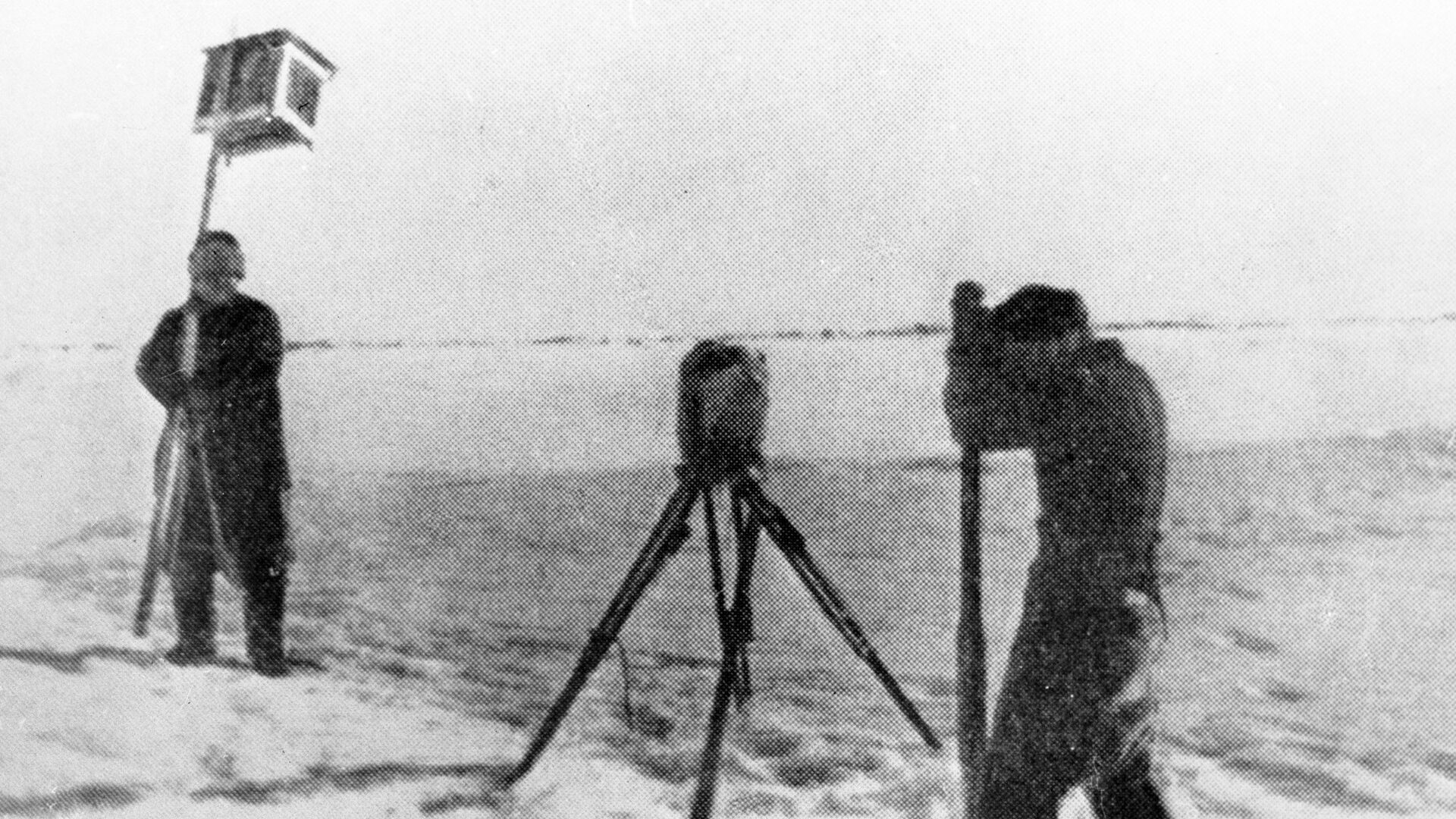 Метеорологические наблюдения на дрейфующей станции Северный полюс - 1  - РИА Новости, 1920, 06.06.2022