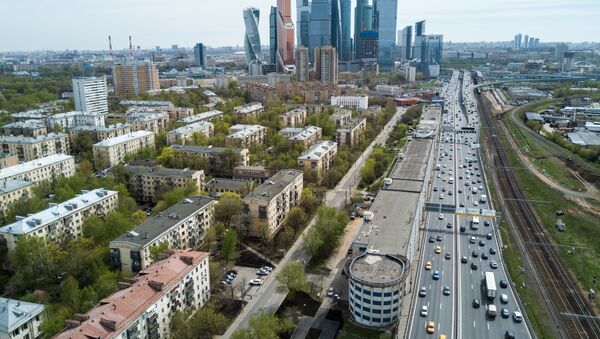 Пятиэтажные жилые дома в районе Камушки в Москве, включенные в программу реновации. Архивное фото