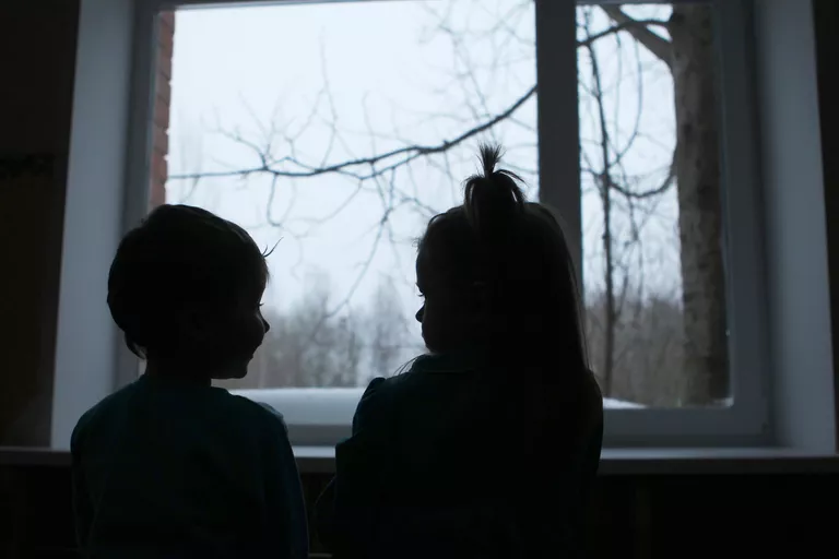 С каждым годом все больше россиян решаются взять на воспитание одного или нескольких детей-сирот. С каждым годом все больше россиян решаются взять на воспитание одного или нескольких детей-сирот.