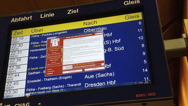 Табло, зараженное вирусом WannaCry, на вокзале в немецком городе Хемниц. 12 мая 2017
