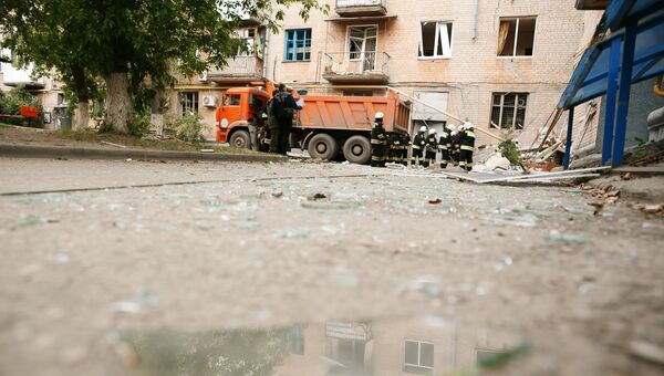 Во дворе жилого дома в Волгограде, в котором произошел взрыв бытового газа