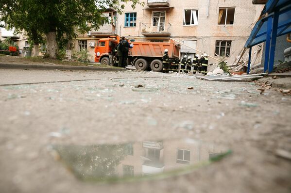 Во дворе жилого дома в Волгограде, в котором произошел взрыв бытового газа