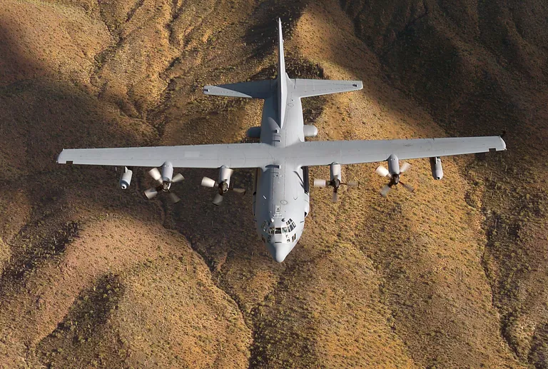 Самолет РЭБ EC-130H Compass Call Самолет РЭБ EC-130H Compass Call