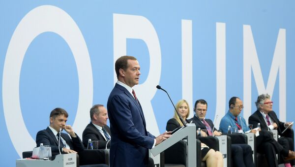 Председатель правительства РФ Дмитрий Медведев на VII Петербургском международном юридическом форуме. 17 мая 2017