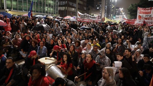 Протест против бразильского президента Мишеля Темэра в Сан-Паулу, Бразилия. Архивное фото