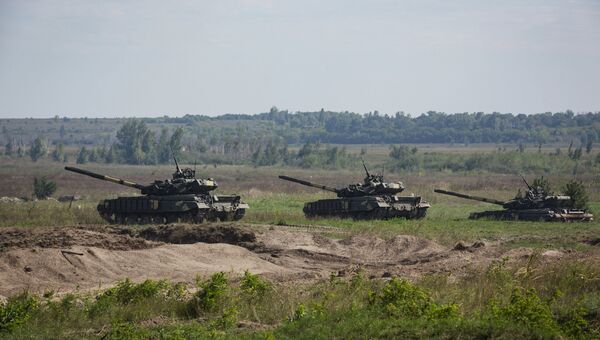 Украинские танки Т-80. Архивное фото