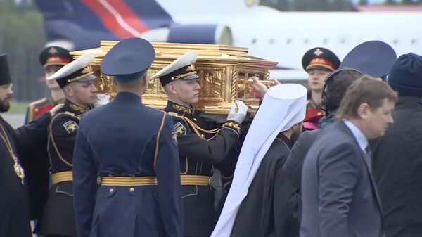 какую святыню привезли в москву в храм христа спасителя в москве. картинка какую святыню привезли в москву в храм христа спасителя в москве. какую святыню привезли в москву в храм христа спасителя в москве фото. какую святыню привезли в москву в храм христа спасителя в москве видео. какую святыню привезли в москву в храм христа спасителя в москве смотреть картинку онлайн. смотреть картинку какую святыню привезли в москву в храм христа спасителя в москве.