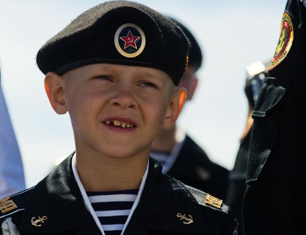 Юный участник соревнований морской флотилии Артека в рамках II Всероссийского сбора юных моряков Дорога в море