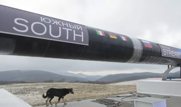 Подготовка к торжественному мероприятию, посвященному началу строительства газопровода Южный поток. 2012 год Подготовка к торжественному мероприятию, посвященному началу строительства газопровода Южный поток. 2012 год