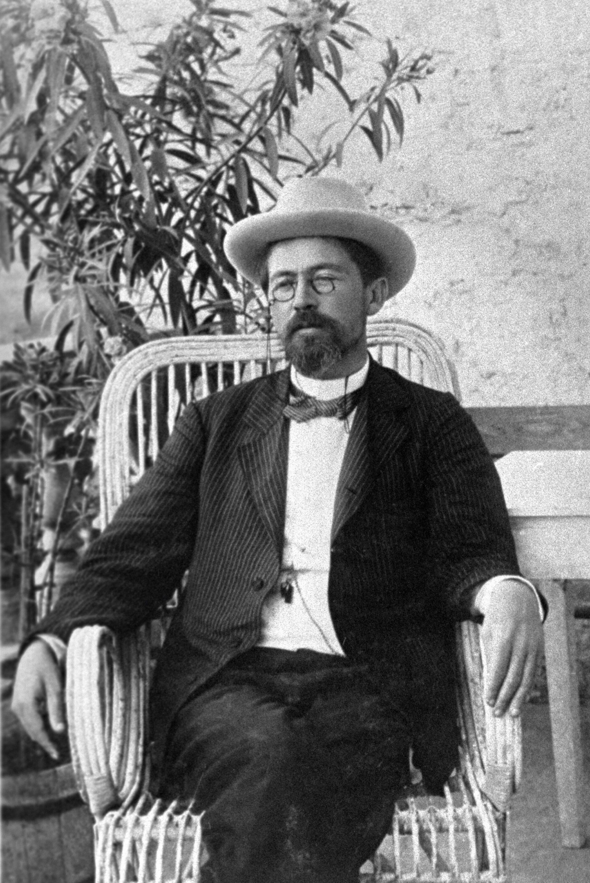 Писатель Антон Павлович Чехов - РИА Новости, 1920, 27.08.2025