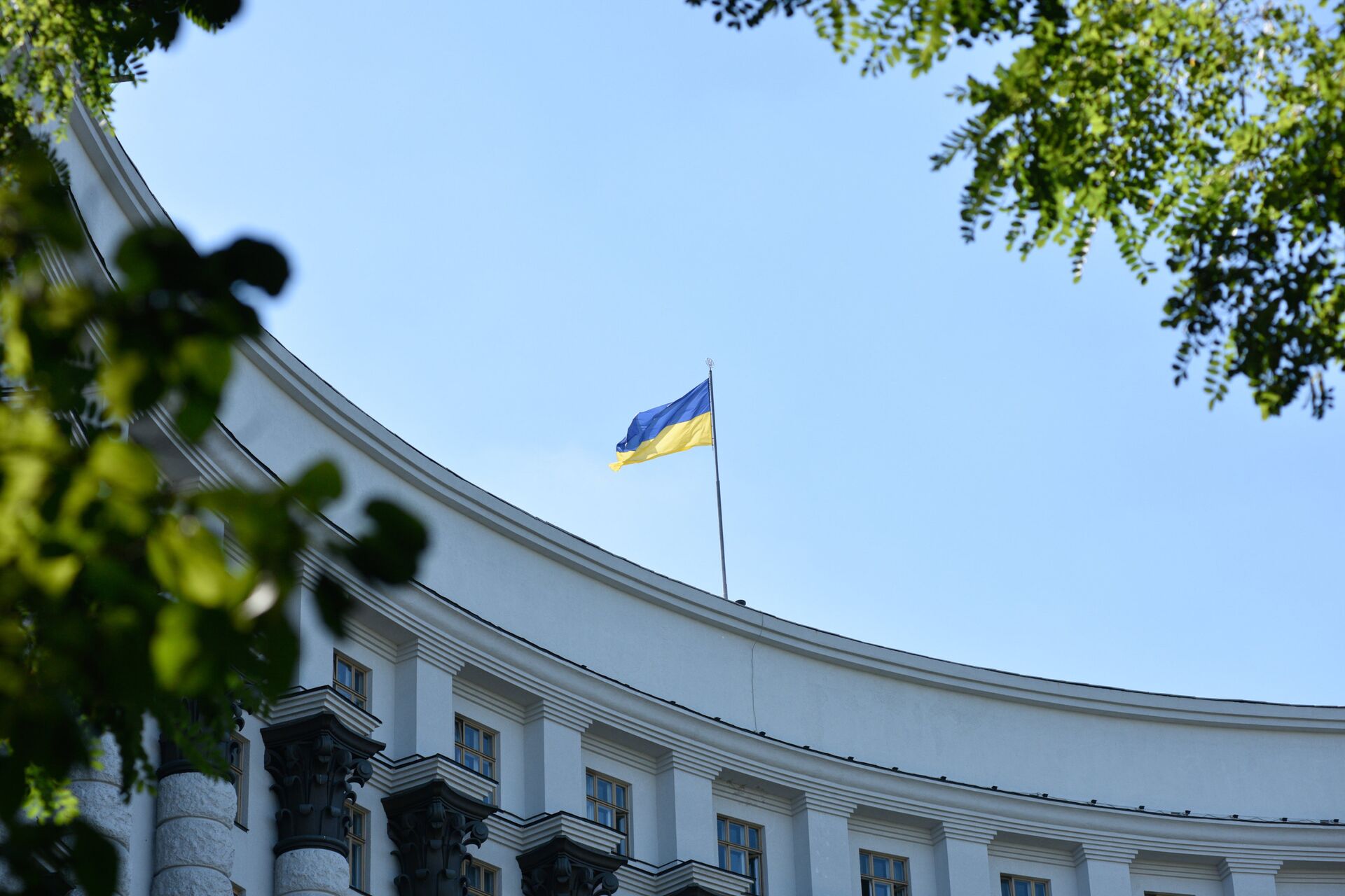 Здание правительства Украины в Киеве1