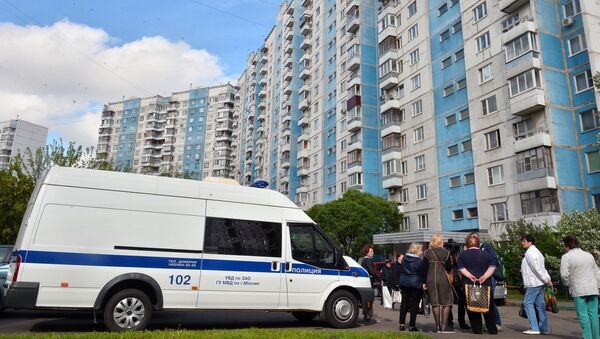 Жилой дом, где сотрудники ФСБ РФ задержали членов террористической группы. 25 мая 2017
