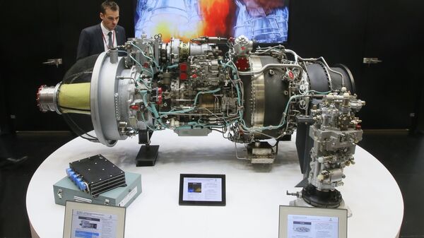 Двигатель ВК-2500ПС и блок автоматического регулирования и контроля БАРК-6В на выставке