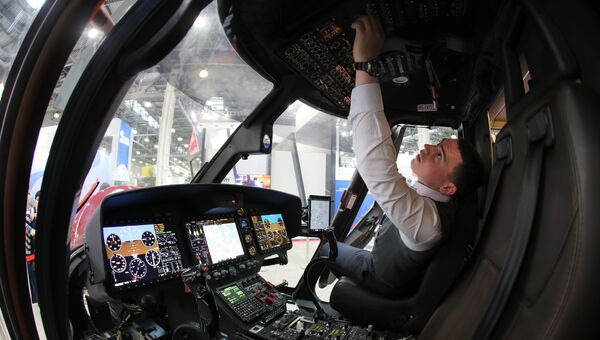 Кабина лёгкого многоцелевого вертолёта Ансат на X международной выставке вертолетной индустрии HeliRussia в Международном выставочном центре Крокус Экспо в Москве