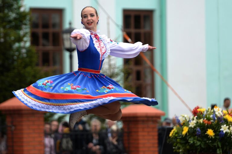 Участница фестиваля русского фольклора Каравон в селе Русское Никольское в Лаишевском районе Татарстана