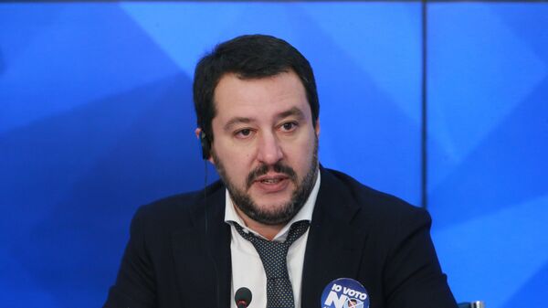 Лидер итальянской оппозиционной партии Лига Севера Маттео Салвини в ММПЦ МИА Россия Сегодня, 2016