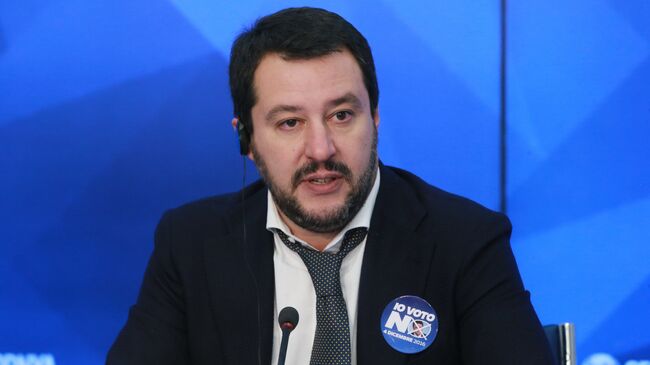 Лидер итальянской оппозиционной партии Лига Севера Маттео Салвини 