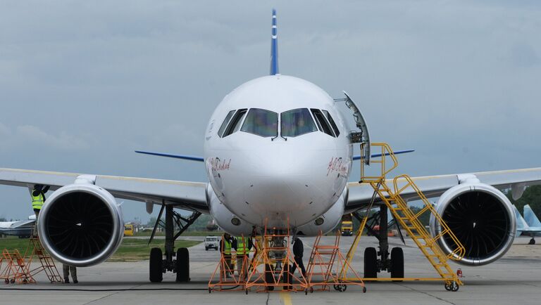 Новый российский пассажирский самолет МС-21 перед своим первым полетом