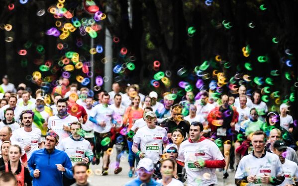 Участники благотворительного зеленого марафона Бегущие сердца