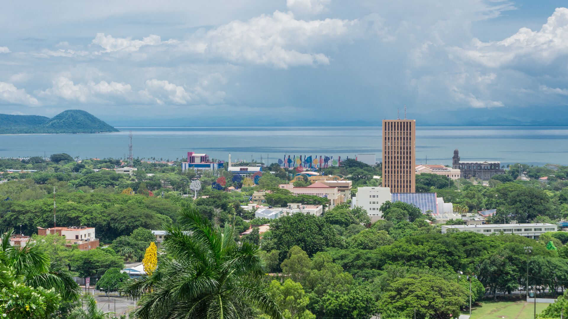 Вид на город Манагуа, Никарагуа0