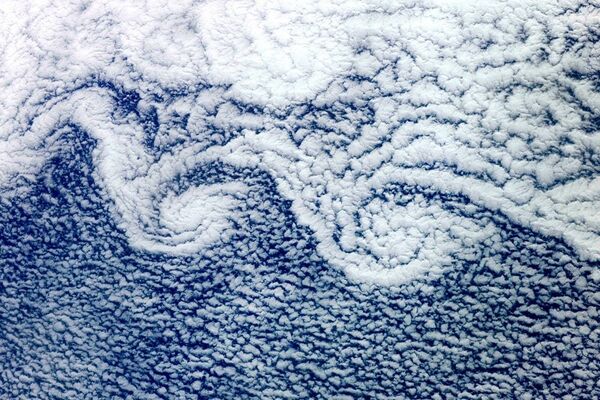 Снимок облаков на Земле снятый космонавтом Фёдором Юрчихиным с борта МКС