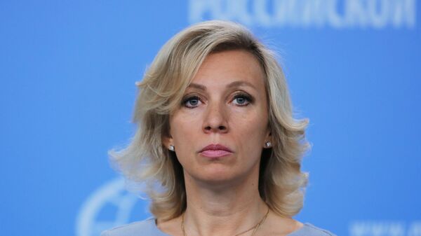 Официальный представитель министерства иностранных дел России Мария Захарова во время брифинга в Москве. 31 мая 2017