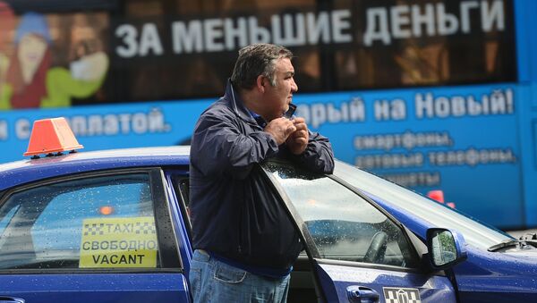 Водитель такси в Москве