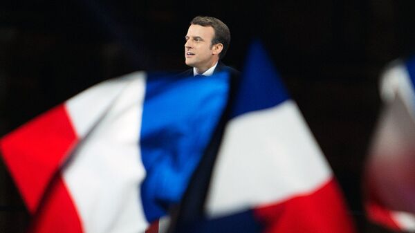 Эммануэль Макрон во время выступления после победы на выборах президента в Париже