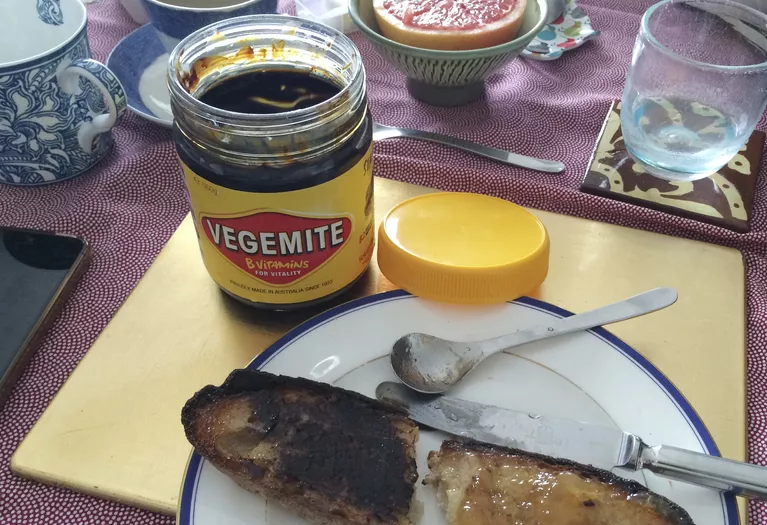 Национальное австралийское блюдо Vegemite Национальное австралийское блюдо Vegemite