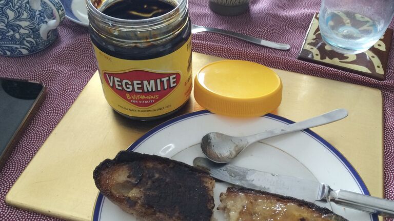 Национальное австралийское блюдо Vegemite