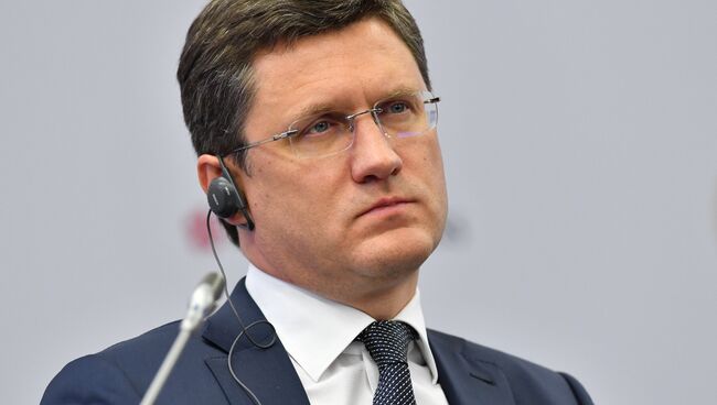 Министр энергетики РФ, член совета директоров ПАО НК Роснефть Александр Новак на ПМЭФ-2017