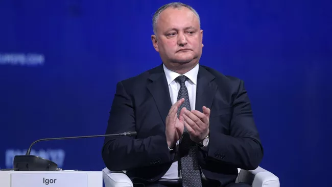 Президент Молдавии Игорь Додон на пленарном заседании Санкт-Петербургского международного экономического форума 2017