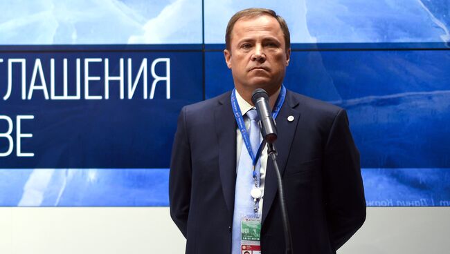 Генеральный директор государственной корпорации по космической деятельности Роскосмос Игорь Комаров на Санкт-Петербургском международном экономическом форуме 2017