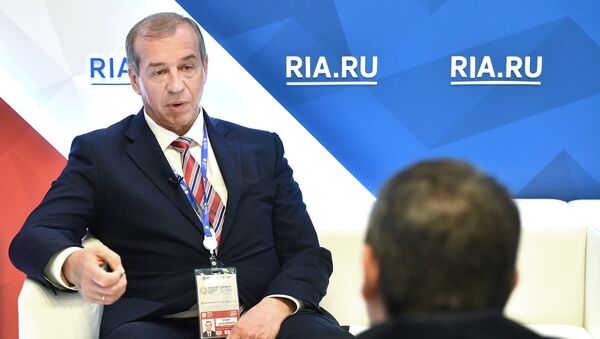 Губернатор Иркутской области Сергей Левченко во время интервью РИА Новости на Санкт-Петербургском международном экономическом форуме 2017