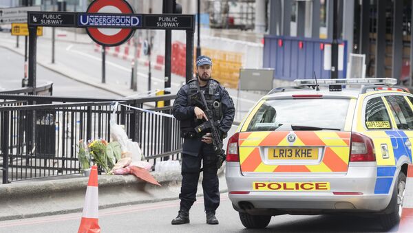Полицейский кордон на северной стороне Лондонского моста после теракта. Архивное фото
