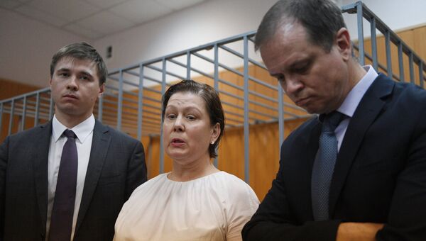 Оглашение приговора бывшему директору библиотеки украинской литературы Наталье Шариной, обвиняемой в экстремизме и растрате, в Мещанском суде Москвы. 5 июня 2017