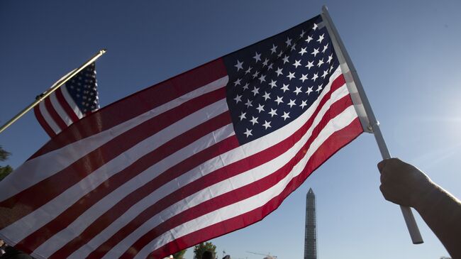 Участники демонстрации в Вашингтоне, США